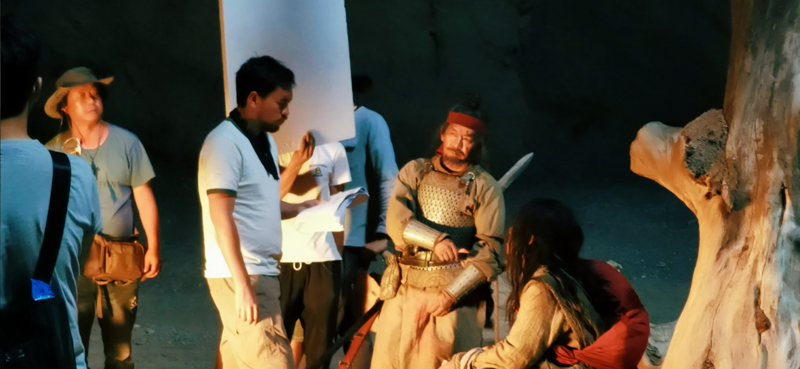 从《大唐漠北》到《8000公里T台秀》，导演丁雨晨还是个新锐？