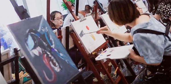 50位陌生人共同完成的逐帧动画,结果超出想象 50位陌生人共同完成的逐帧动画,结果超出想象