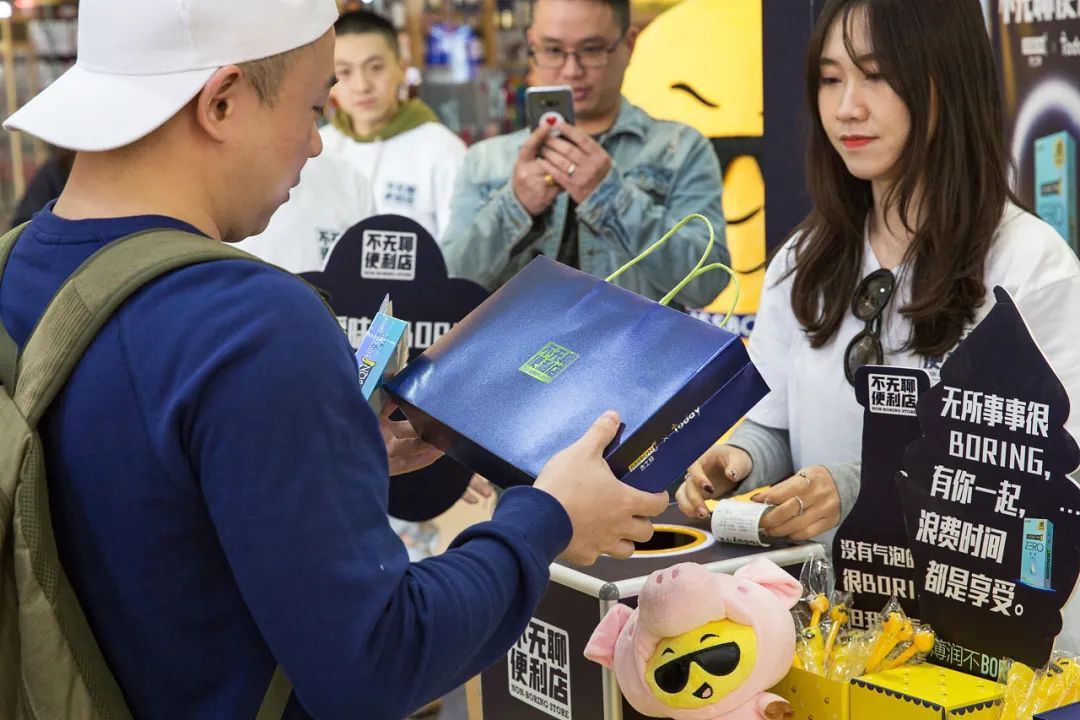 在武汉,怎么开一家能抗衡北上广的广告公司? 在武汉,怎么开一家能抗衡北上广的广告公司?