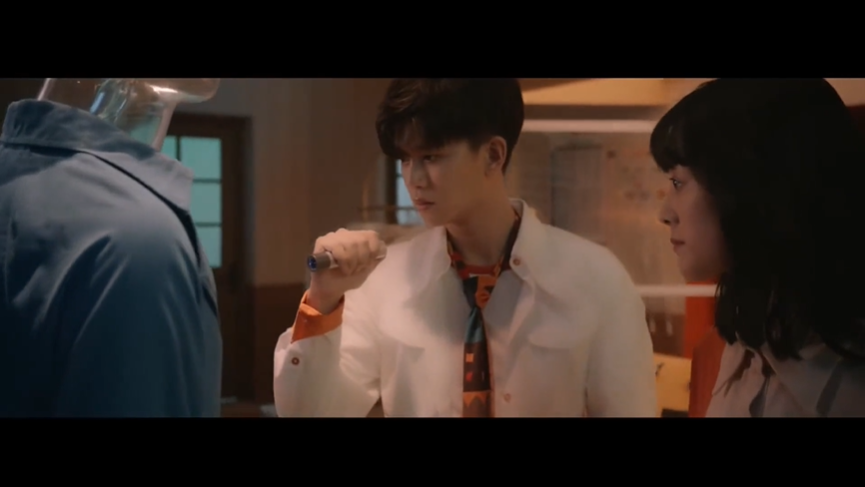 汰渍×任嘉伦悬疑微电影,还原侦探本色 汰渍×任嘉伦悬疑微电影,还原侦探本色