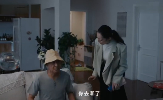京东物流×她刊推出《老人与嗨》：如果有时光胶囊，你会存什么？