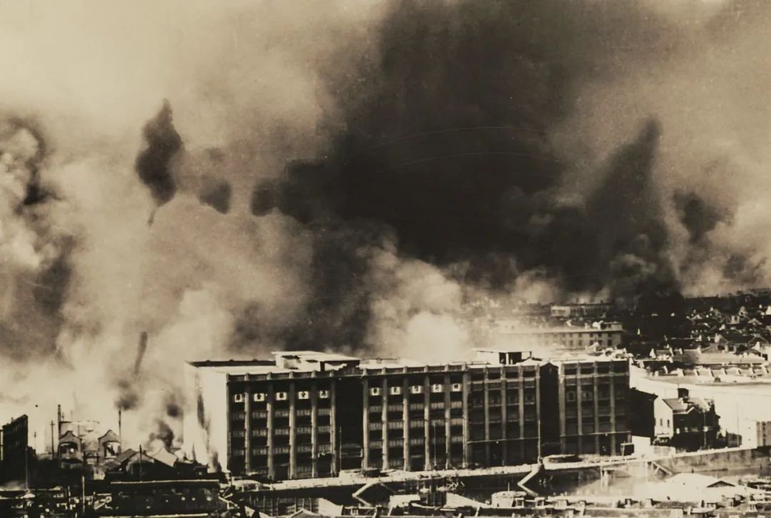 专访《八佰》导演管虎：光有史实不足够，还需一部分的诗意