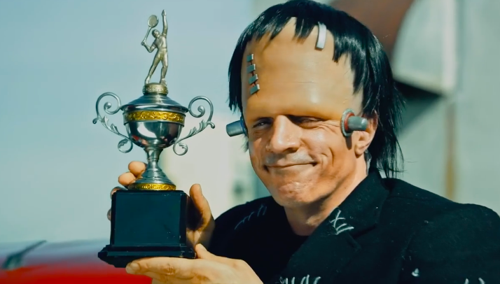 泰国爆笑脑洞广告:这汽车电池的强大,你无法想象 泰国爆笑脑洞广告:这汽车电池的强大,你无法想象