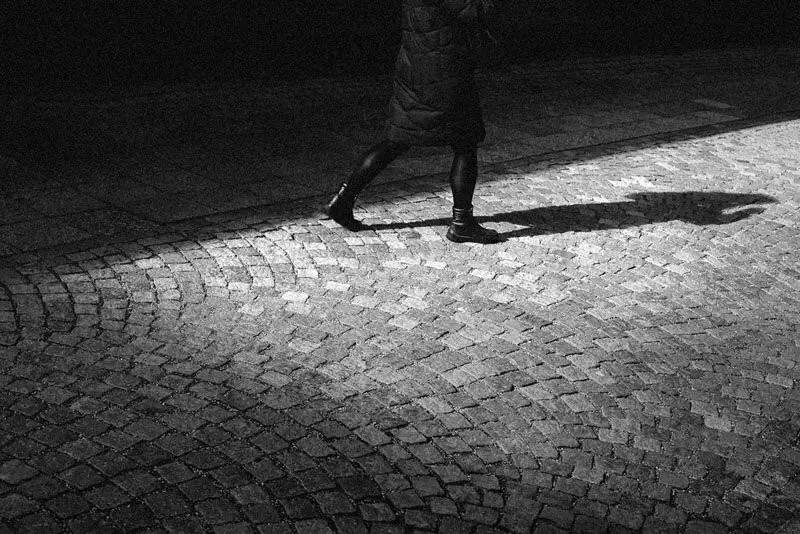 在强烈日光下也能拍出好片？