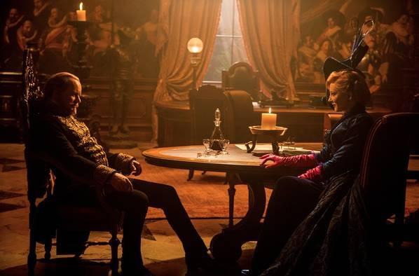 摄影师如何利用烛光布光?