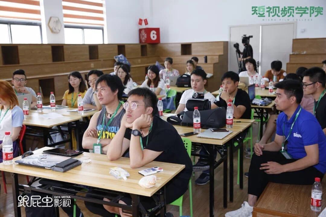 562494734.jpg 微信图片_20180716142949.jpg