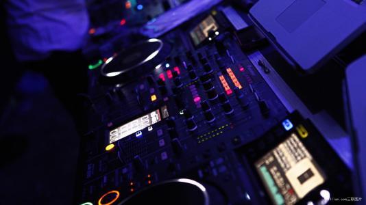 1134078579.jpg u=11076997,2798569760&fm=26&gp=0.jpg