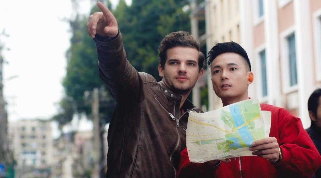 1118555832.jpg 《莫比斯耳机》——宣传片——安戈力影视4.jpg