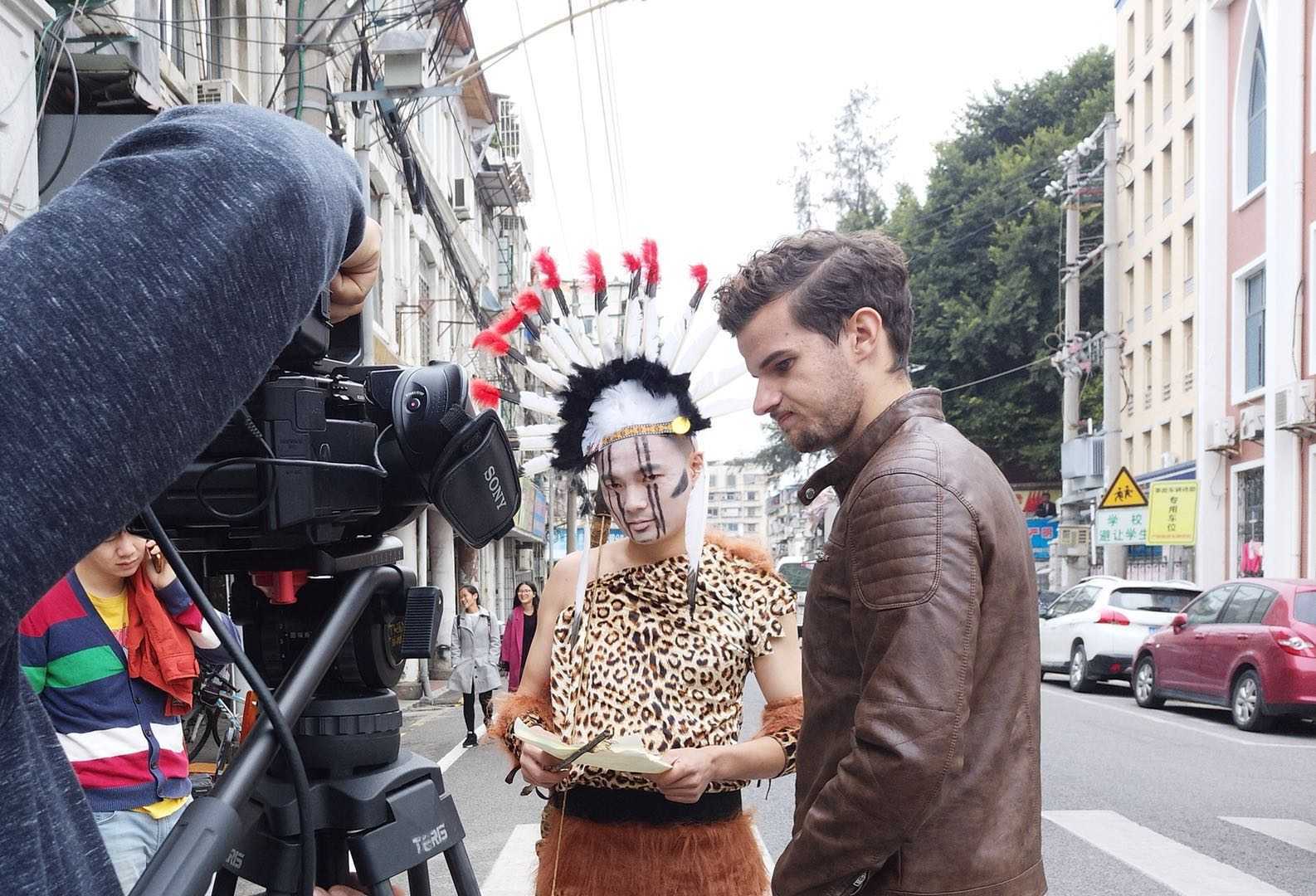 554140905.jpg 《莫比斯耳机》——宣传片——安戈力影视21.jpg