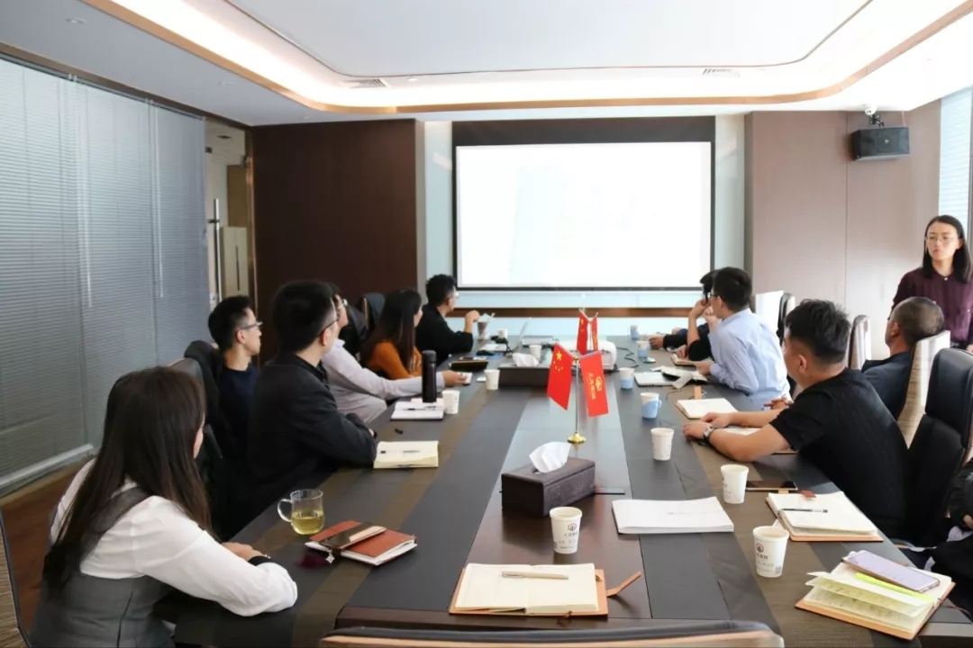 895256804.jpg 640.webp.jpg