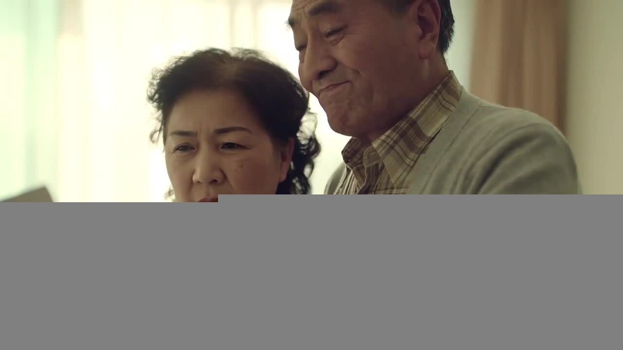 电信暖心短片《你爱的人值得更好的》